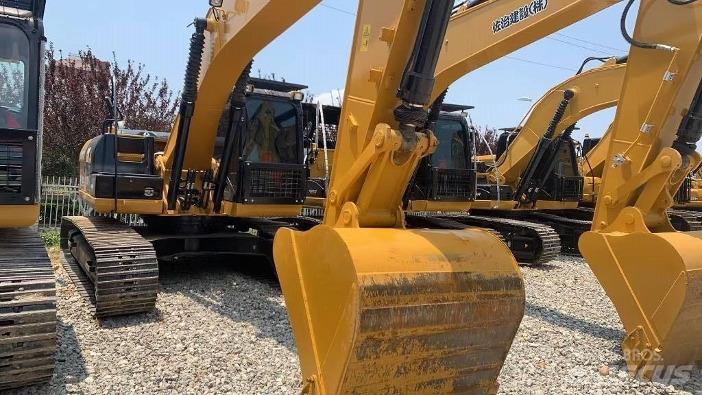 CAT 323D Raupenbagger