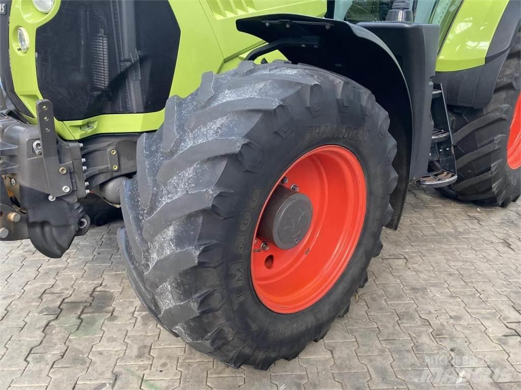 CLAAS Arion 640 Traktoren