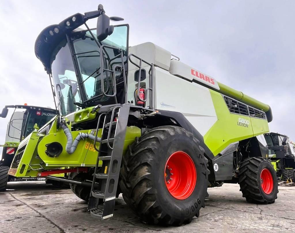 CLAAS Lexion 6800 Mähdrescher