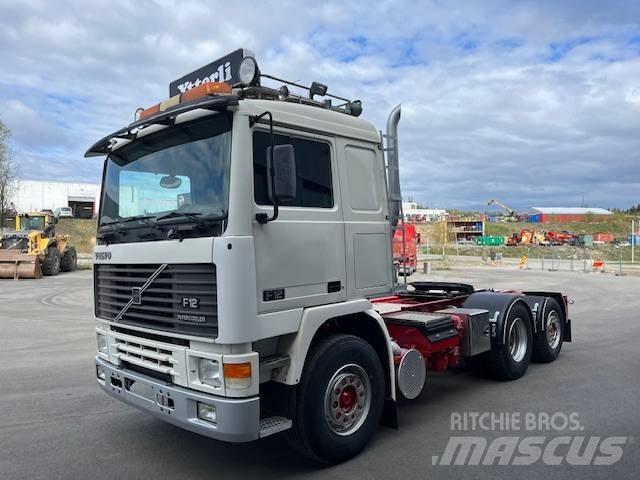 Volvo F 12 Sattelzugmaschinen