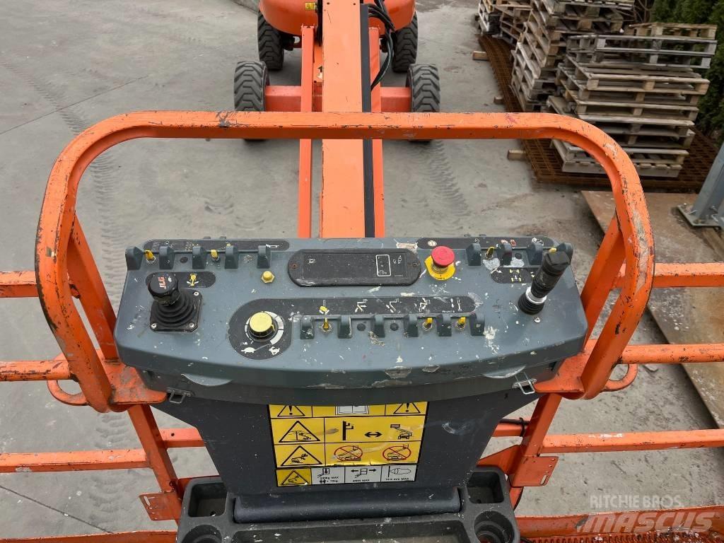 JLG 460 SJ Teleskopbühnen