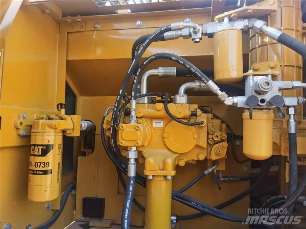 CAT 326D Raupenbagger