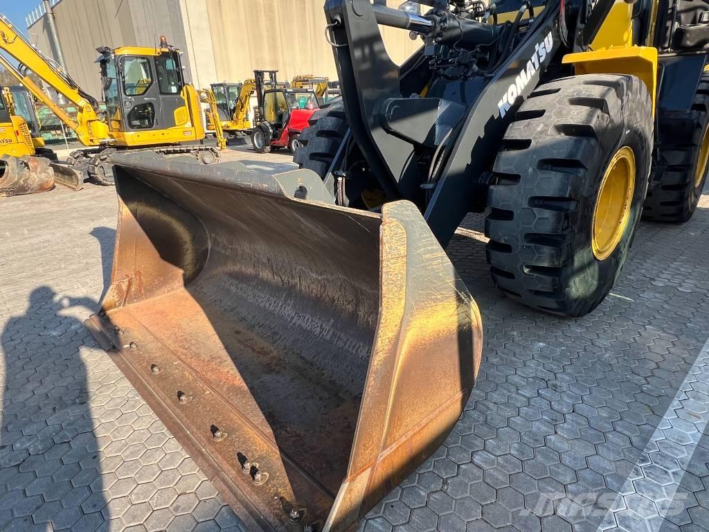 Komatsu WA 250 PZ-6 Radlader