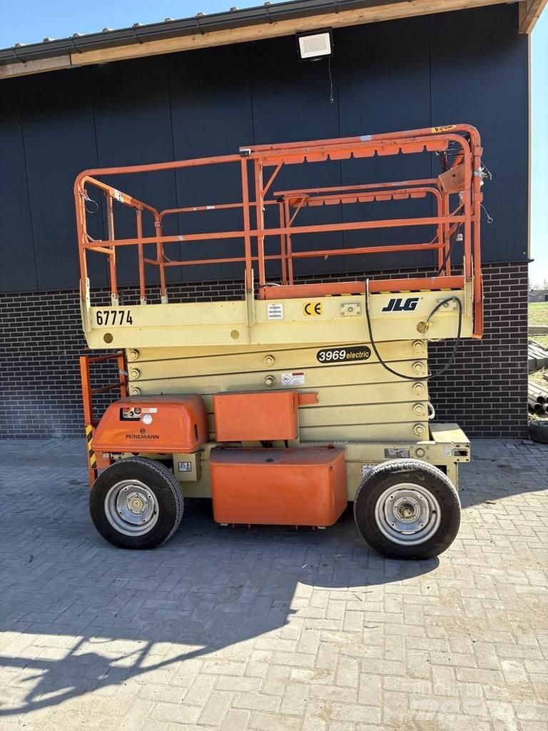 JLG 3969 Scheren-Arbeitsbühnen