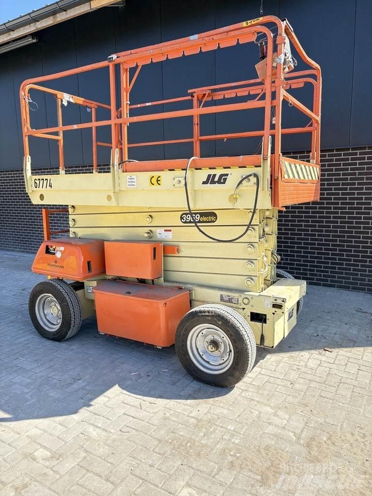 JLG 3969 Scheren-Arbeitsbühnen