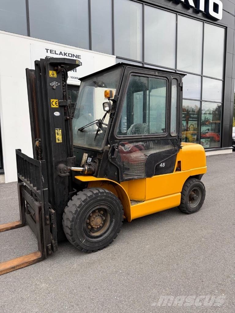 Hangcha CPCD45HW19 Diesel heftrucks