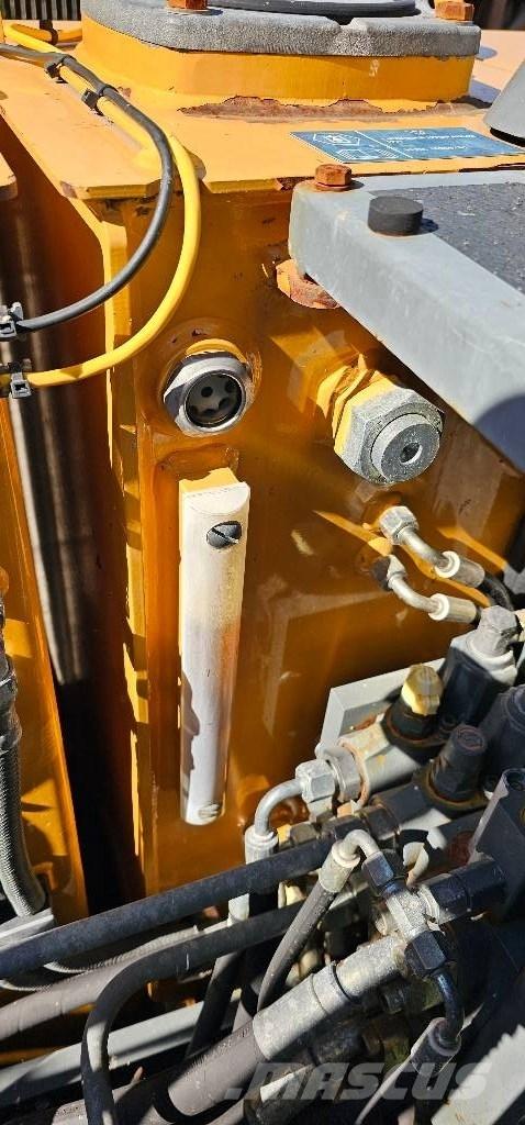 Liebherr LH 22 M Materialumschlag