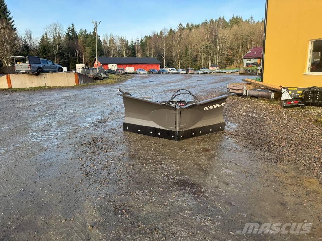 Pronar PUV 2600 M Schneeschilde und -pflüge