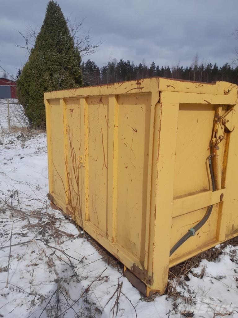 FMG 16 ton Anhänger mit Hakenlift