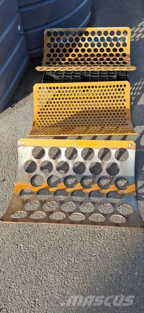 Haybuster H-835 Ballenschredder, -schneider und -wickler