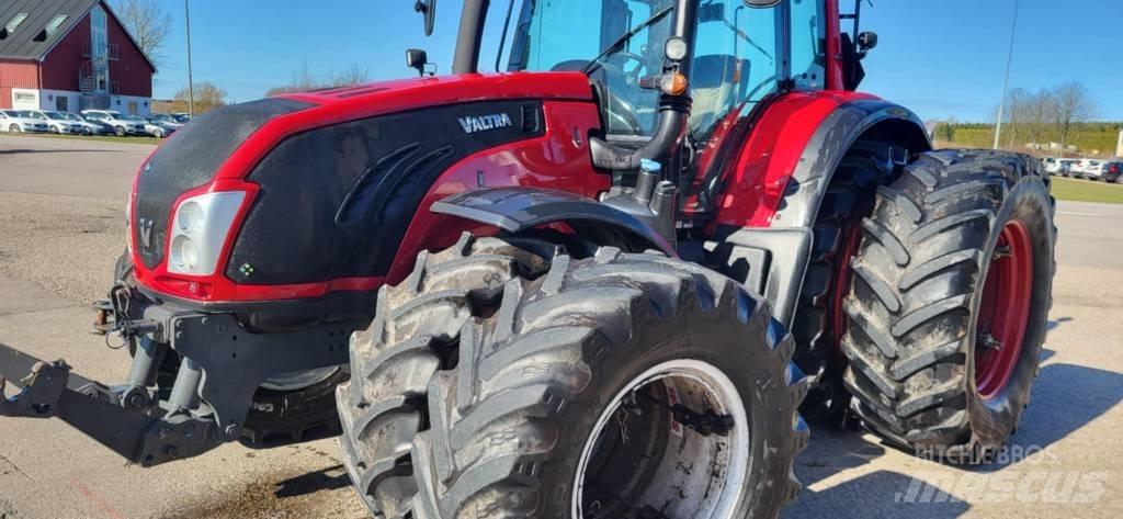 Valtra T 203 Direct Traktoren