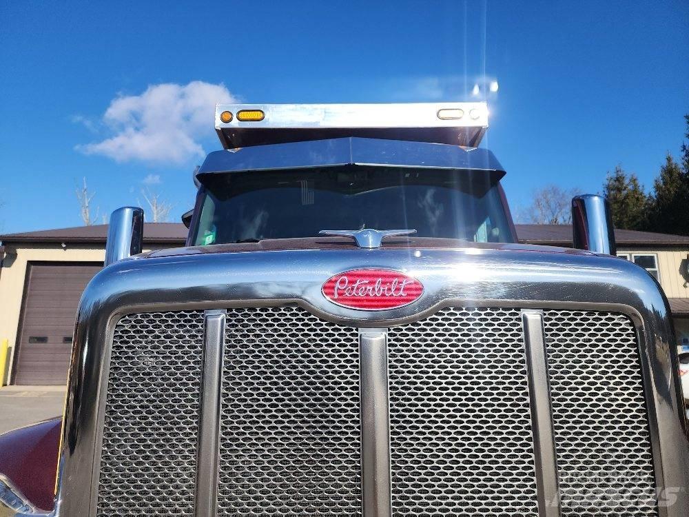 Peterbilt 567 Sattelzugmaschinen