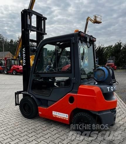 Toyota 02-8 FG F 25 LPG heftrucks