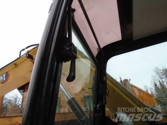 CAT 307 E2 Raupenbagger