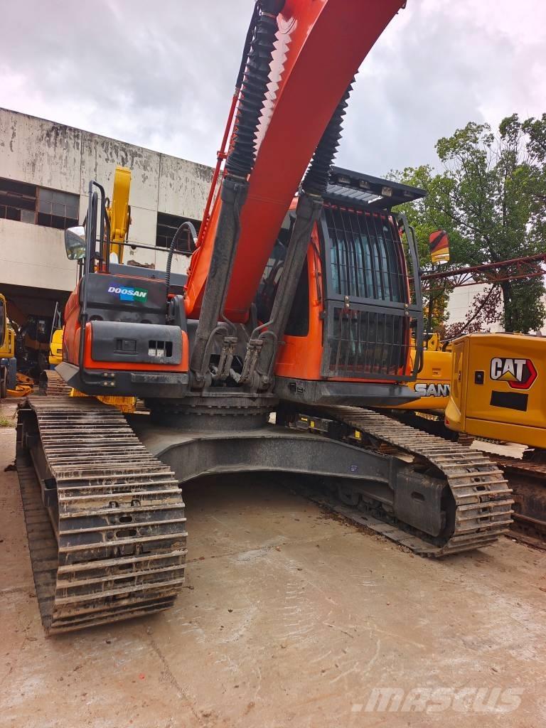 Doosan DX 300 LC Minibagger < 7t