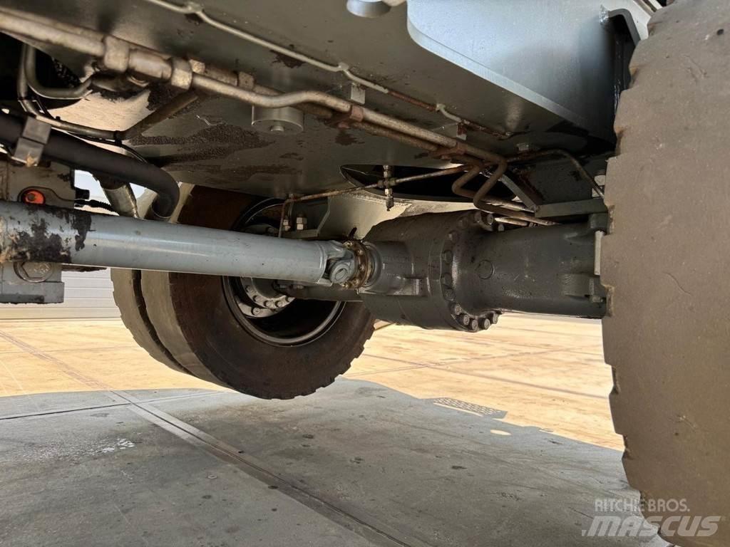 Liebherr LH 24 M Materialumschlag