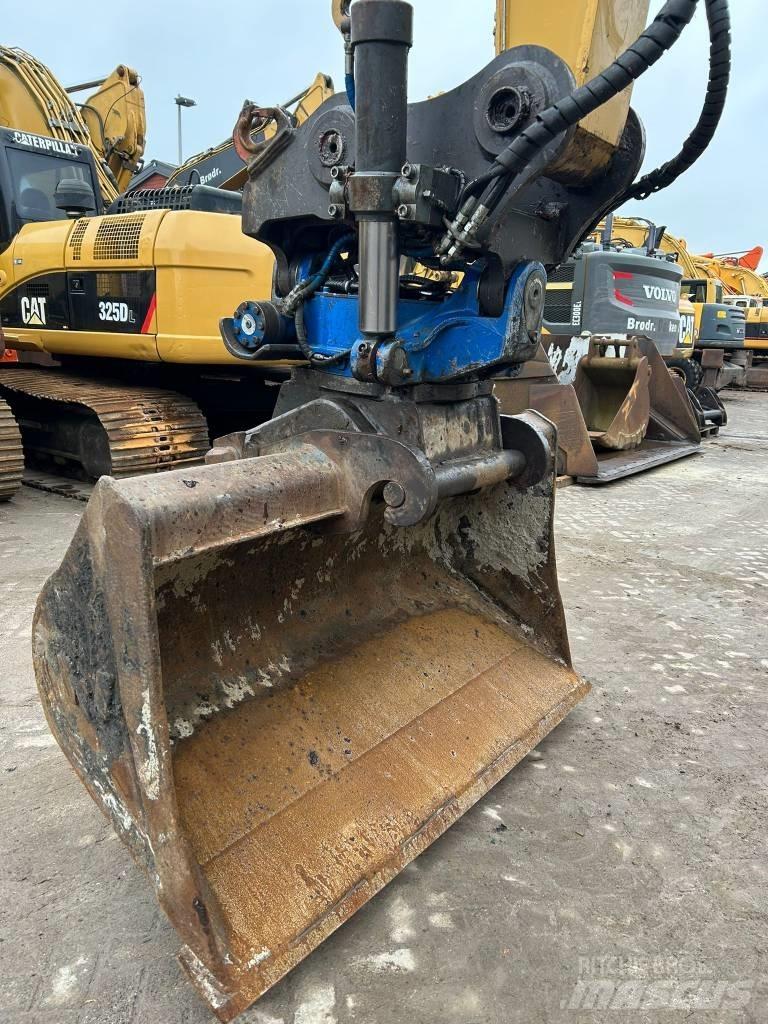 CAT M 318 F Mobilbagger