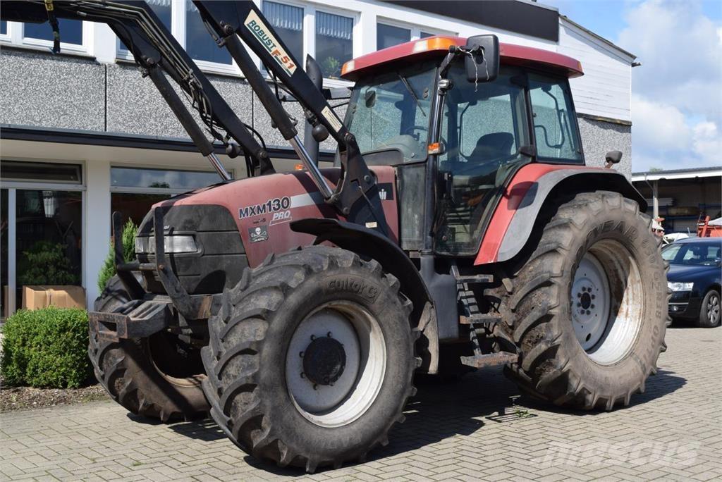 Case IH MXM 130 Traktoren