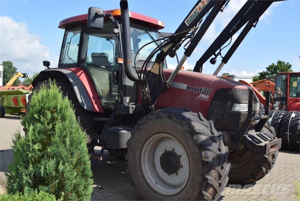 Case IH MXM 130 Traktoren