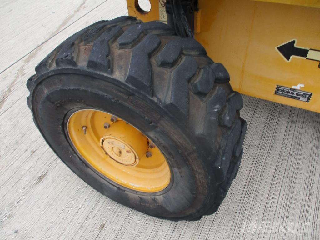 JLG 600 SJ (254) Teleskopbühnen