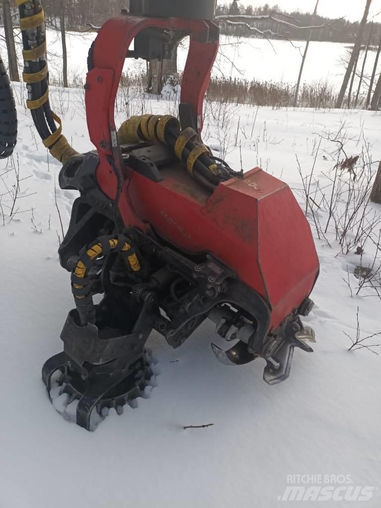 Komatsu 911CX-6 Harvester