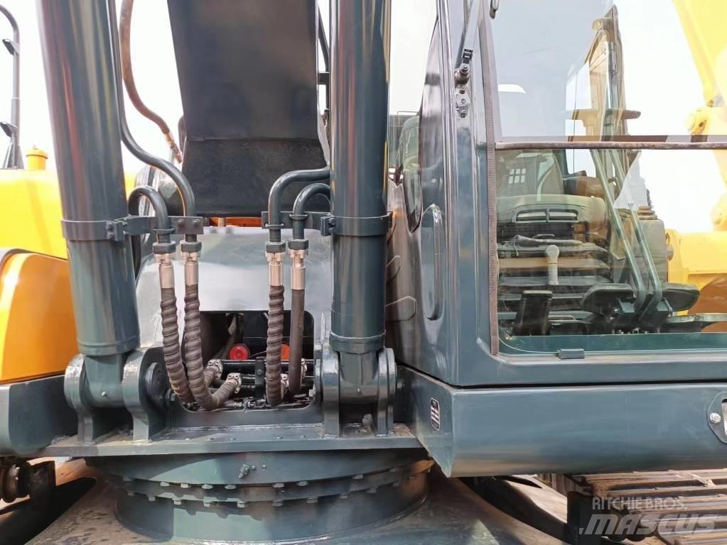 Hyundai 305-9 Raupenbagger