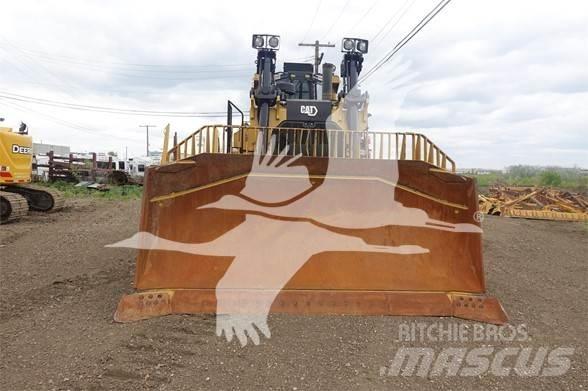 CAT D9 Bulldozer