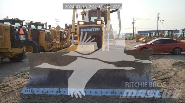 Komatsu D65PX Bulldozer