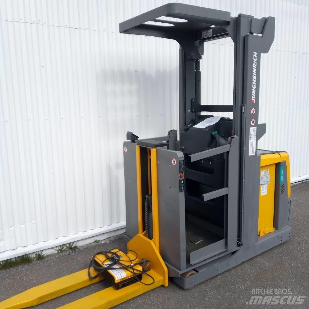Jungheinrich EKS 110 Mittelhub-Kommissionierer