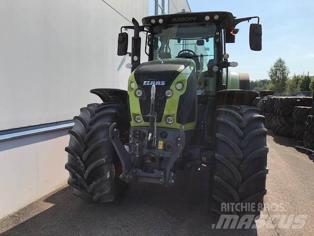 CLAAS AXION 810 Traktoren