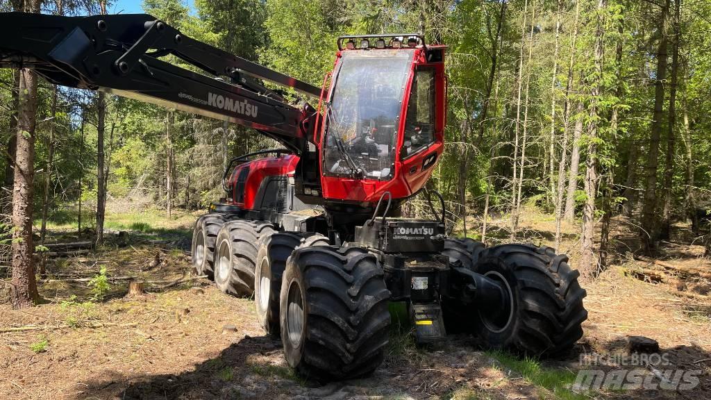 Komatsu 931 XC Harvester