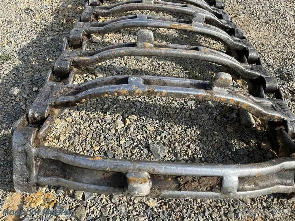 Clark . 650x26,5 Fahrwerke / Gummiketten