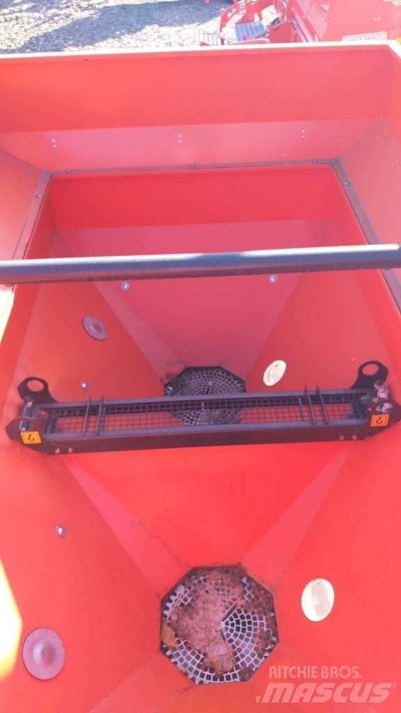 Maschio Zeno 24 Mineraldüngerstreuer