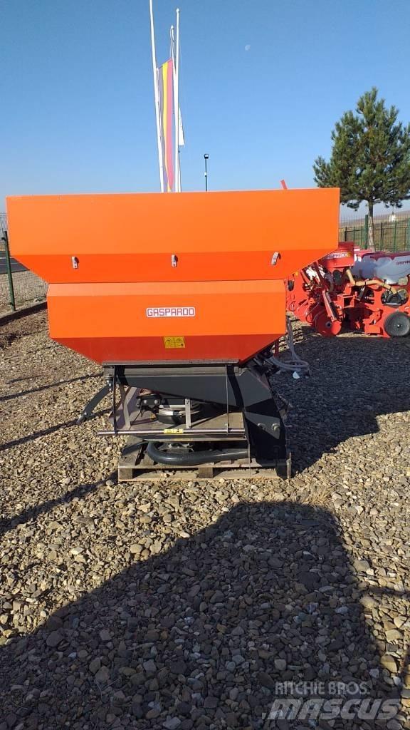 Maschio Zeno 24 Mineraldüngerstreuer