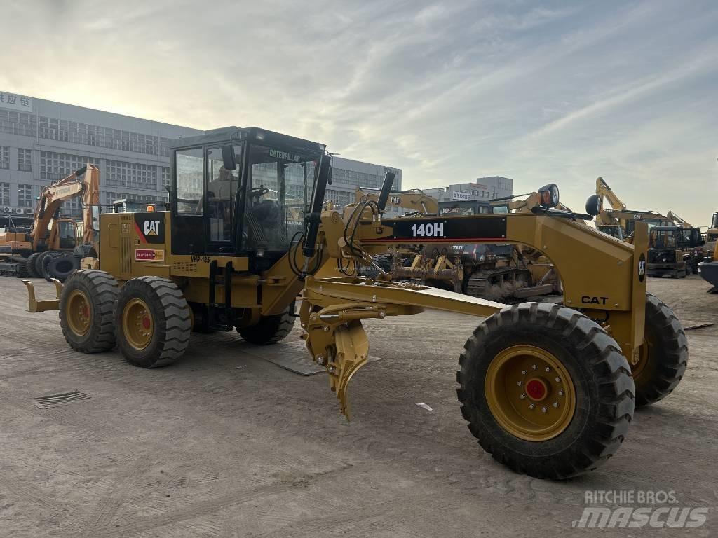CAT 140H Grader