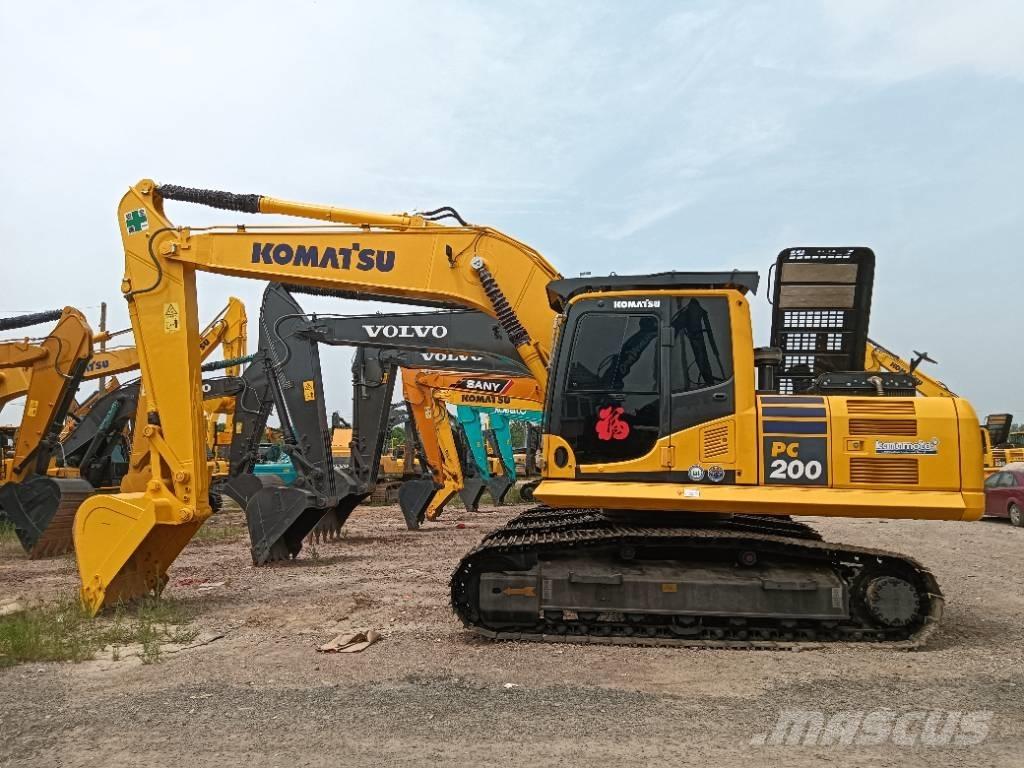 Komatsu PC 200-8 Raupenbagger