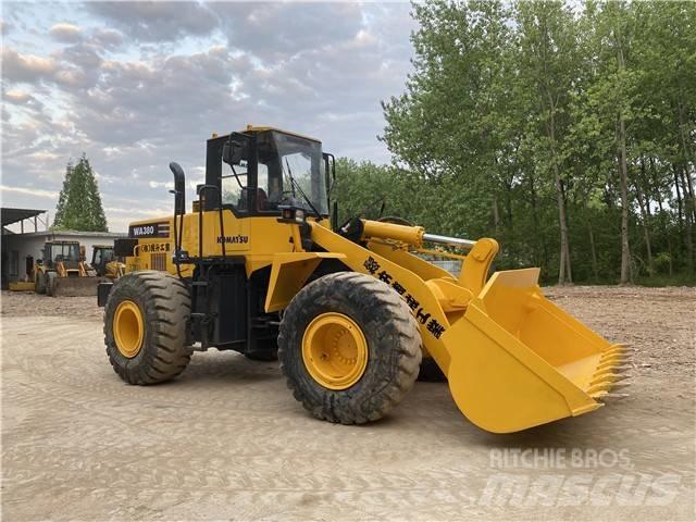 Komatsu WA380-3 Baggerlader