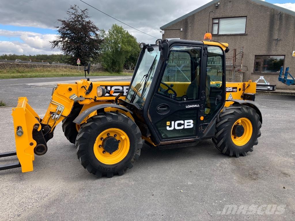 JCB 525-60 Agri Plus Teleskoplader für Landwirtschaft
