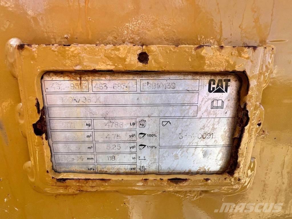 CAT 962M Radlader