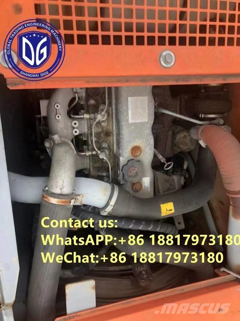 Hitachi ZX 135 US Raupenbagger