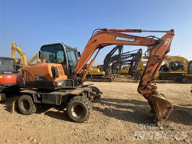 Doosan DX60W Minibagger < 7t