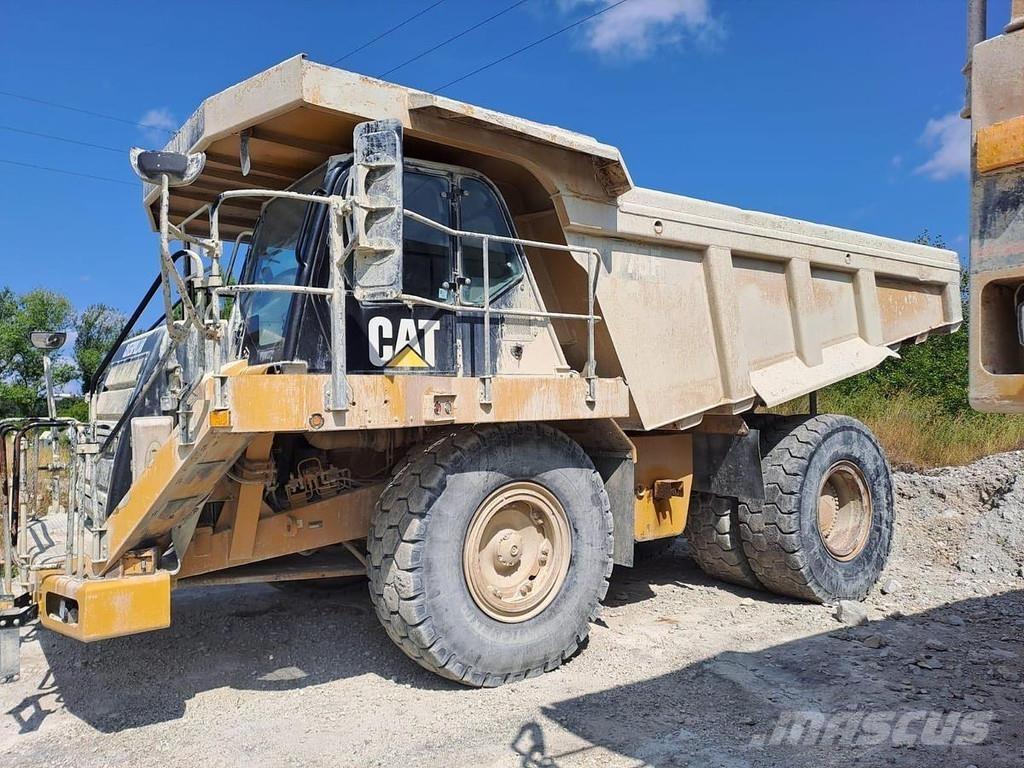 CAT 775F Dumper - Starr