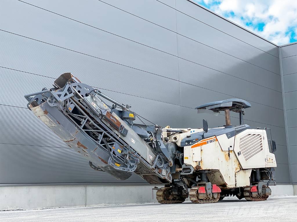 Wirtgen W 100 CFI Asphaltfräsen