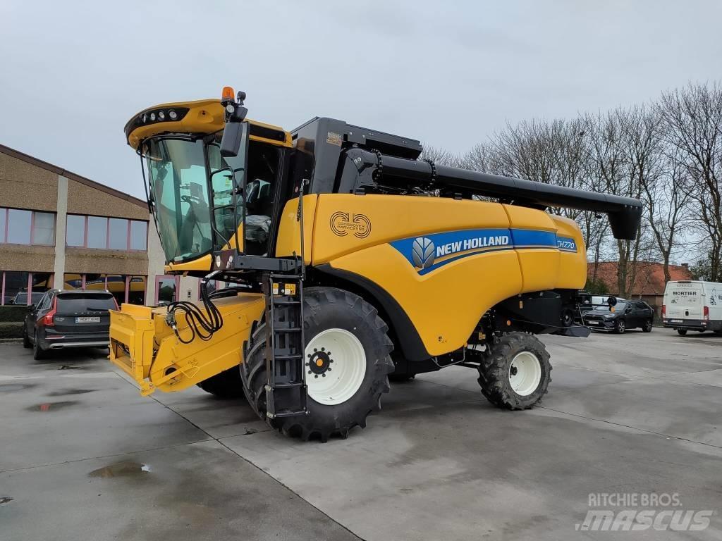 New Holland CH7.70 Mähdrescher