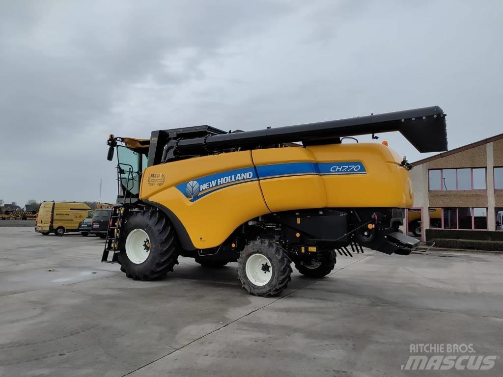 New Holland CH7.70 Mähdrescher