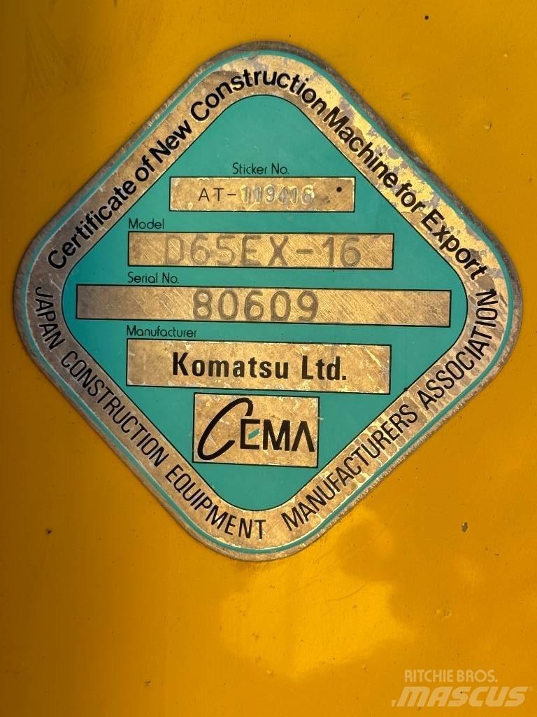 Komatsu D65EX-16 Bulldozer