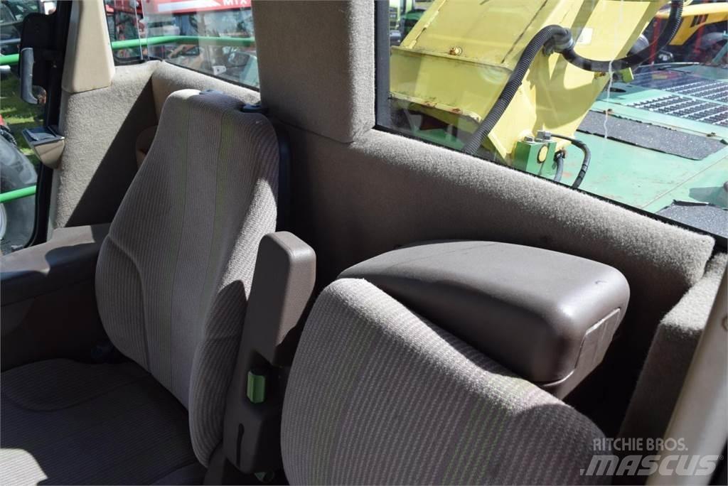 John Deere 7400 Selbstfahrende Häcksler
