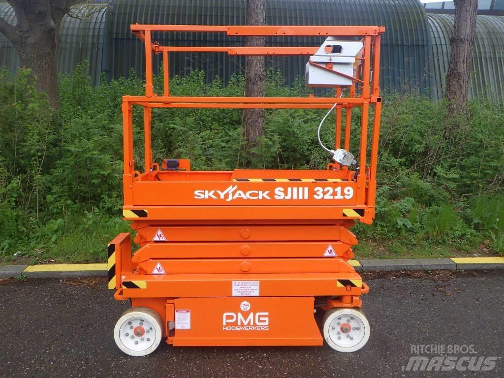 SkyJack SJ3219 Scheren-Arbeitsbühnen