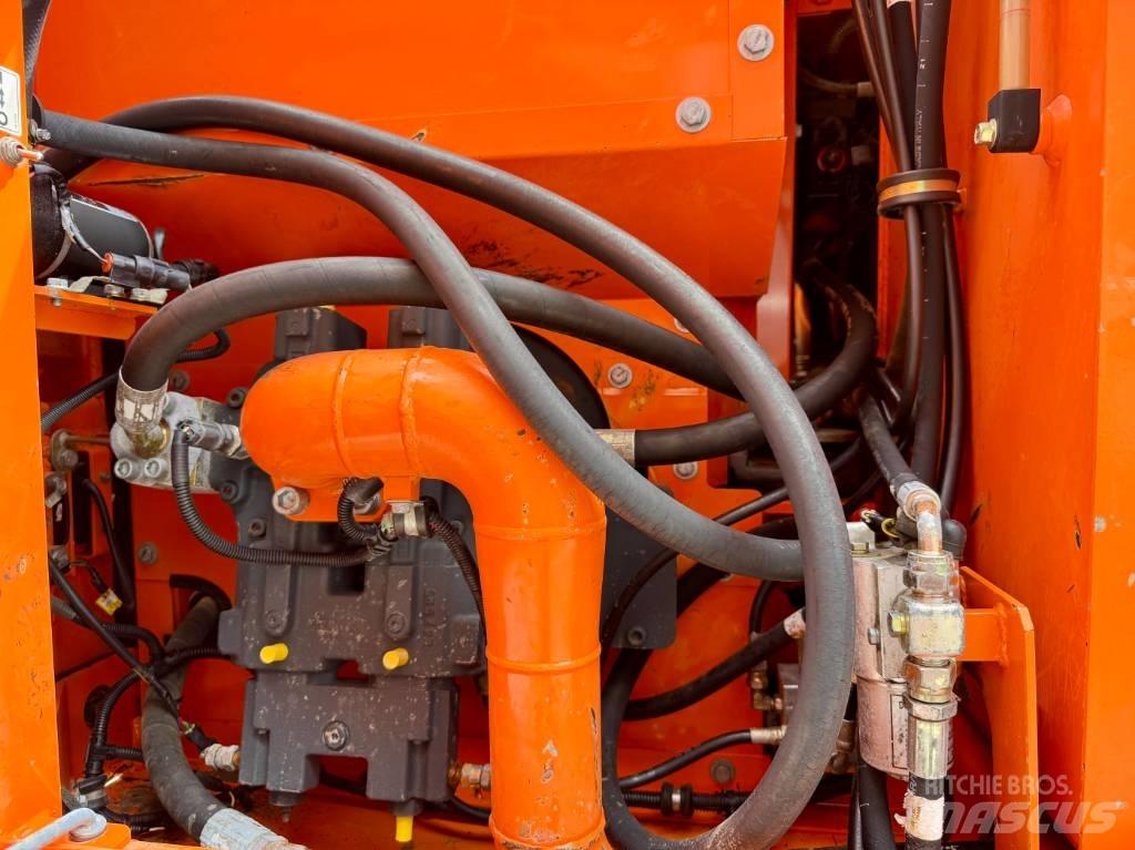 Doosan DX 160 W Mobilbagger