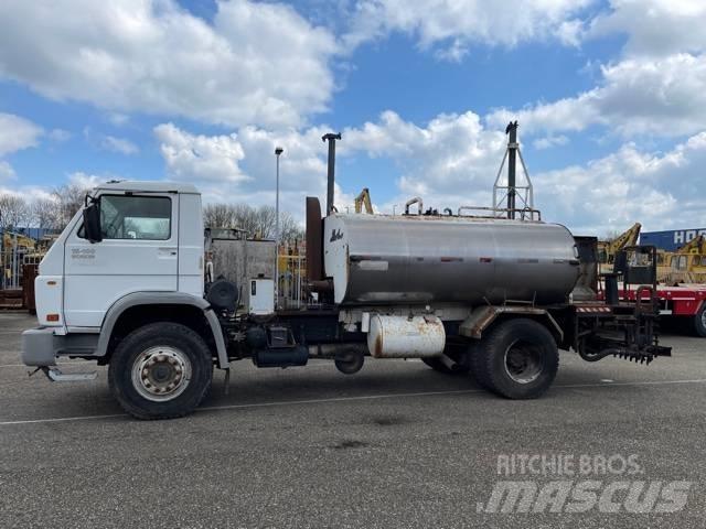 Volkswagen 15-180 Bitumen Sprayer